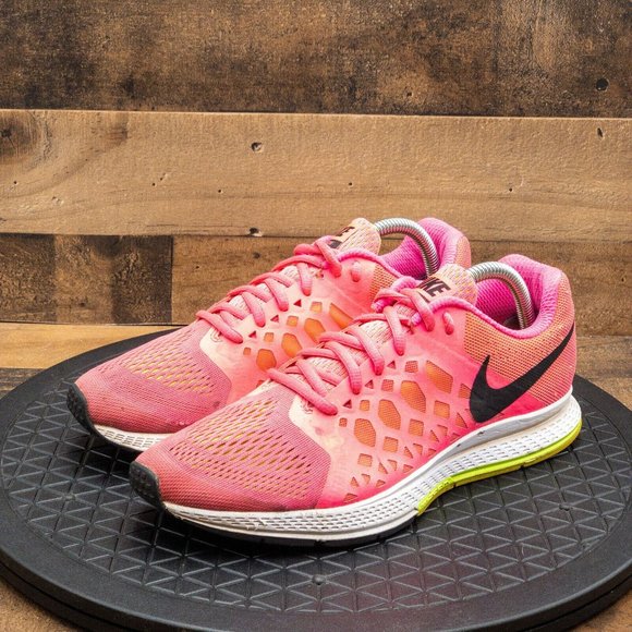 Nike Shoes - Nike Pegasus 31 Womens Athletic Shoes Size 9.5